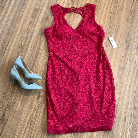 Bisou Bisou Dresses & Skirts - NWT Bisou Bisou Cranberry Lace Dress Size 16